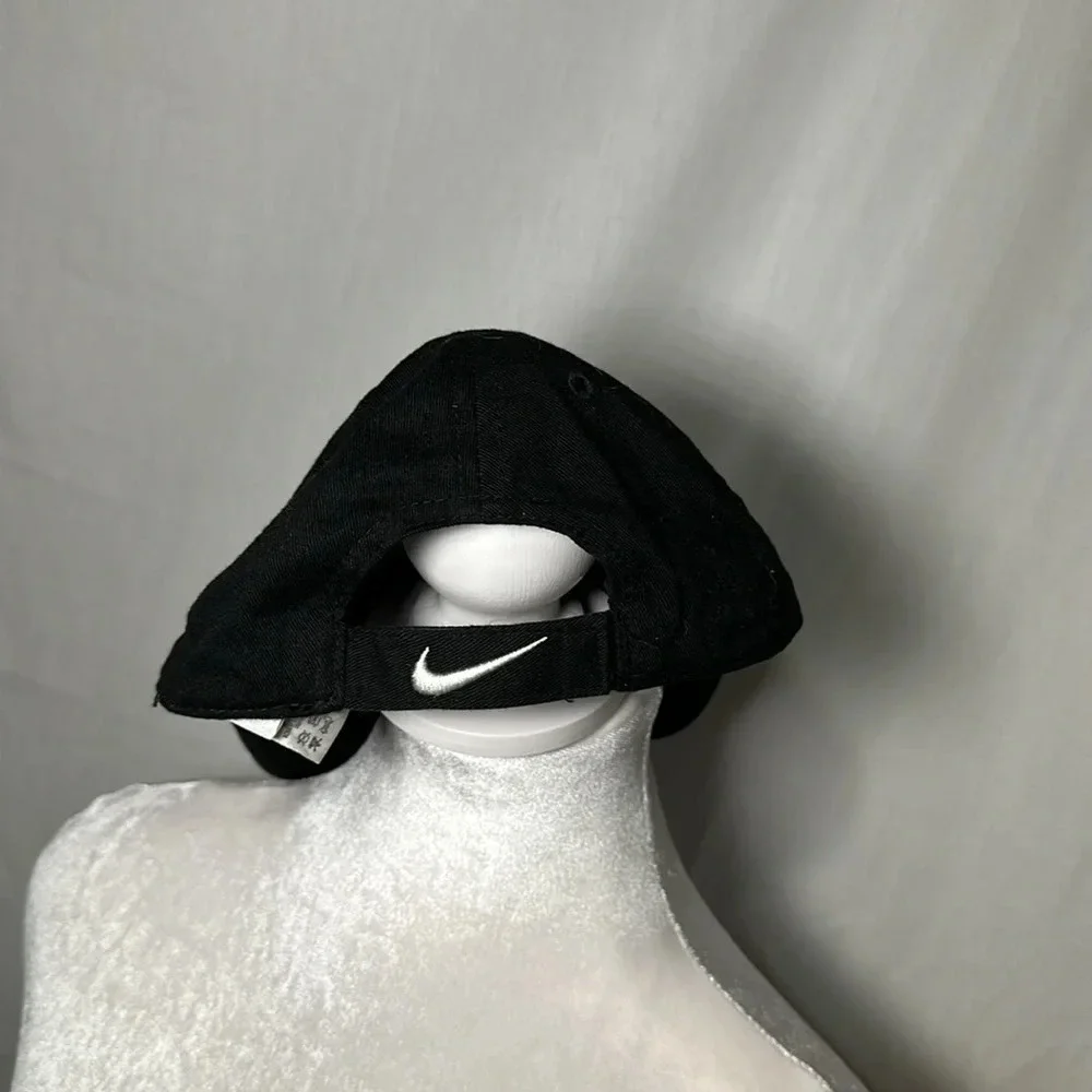 child size black Nike adjustable baseball hat - Picture 2 of 3
